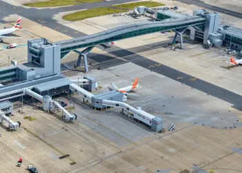 Gatwick Airport Transfers in Ladbroke Grove