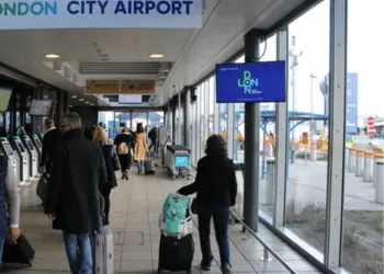 London City Airport Transfers in Ladbroke Grove